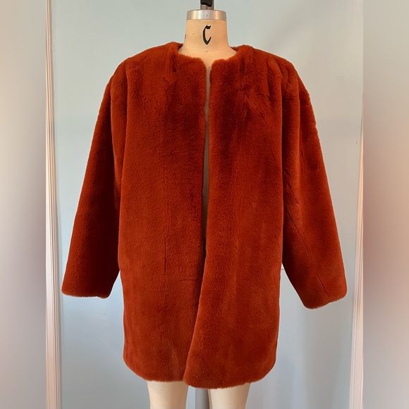 Madewell Jackets & Blazers - NWOT Madewell SUPER Soft Faux Fur Jacket- Rich Rust Color. Orange. Medium.
